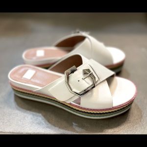 Louise et Cie brand new white platform sandals